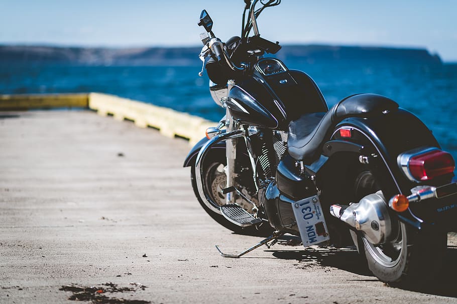 black touring motorcycle, vehicle, transportation, wheel, machine HD wallpaper