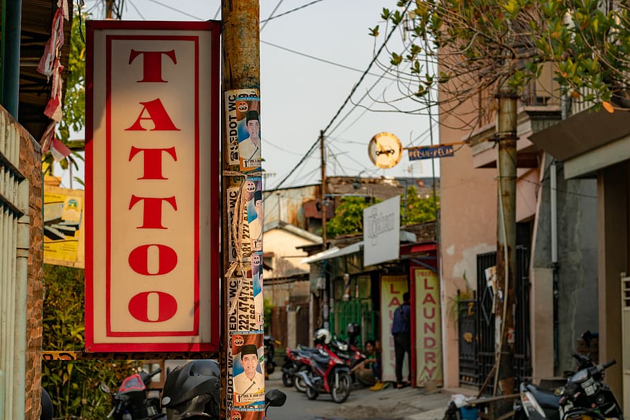 tattoo sign, built structure, communication, architecture, building exterior HD wallpaper