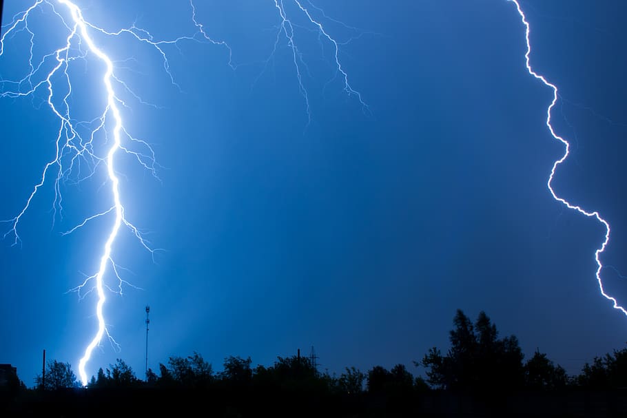 lightning, thunderstorm, nature, weather, sky, night, clouds HD wallpaper
