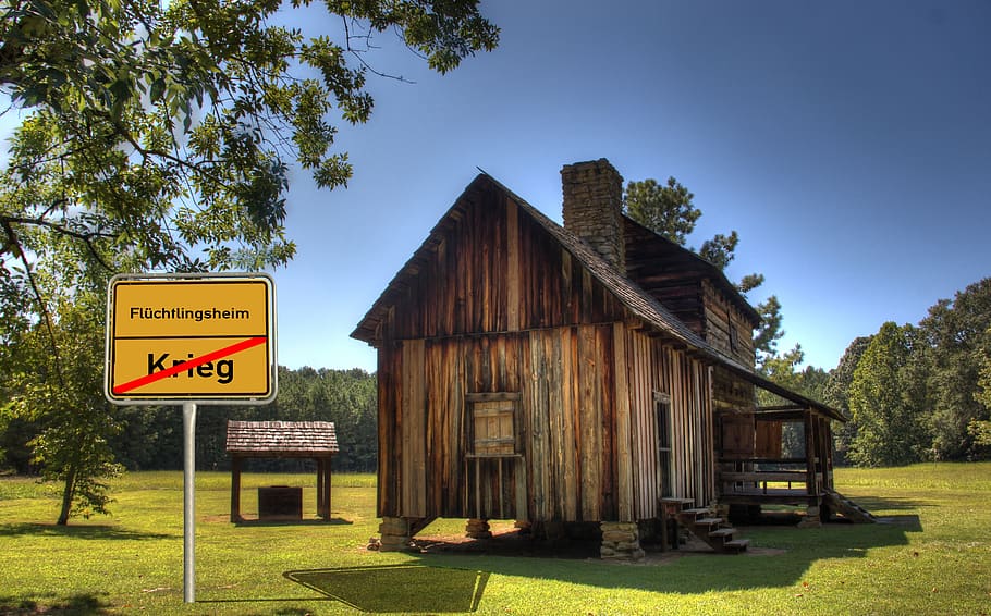 Brown Barnhouse Beside Signage and Tree, architecture, grass HD wallpaper