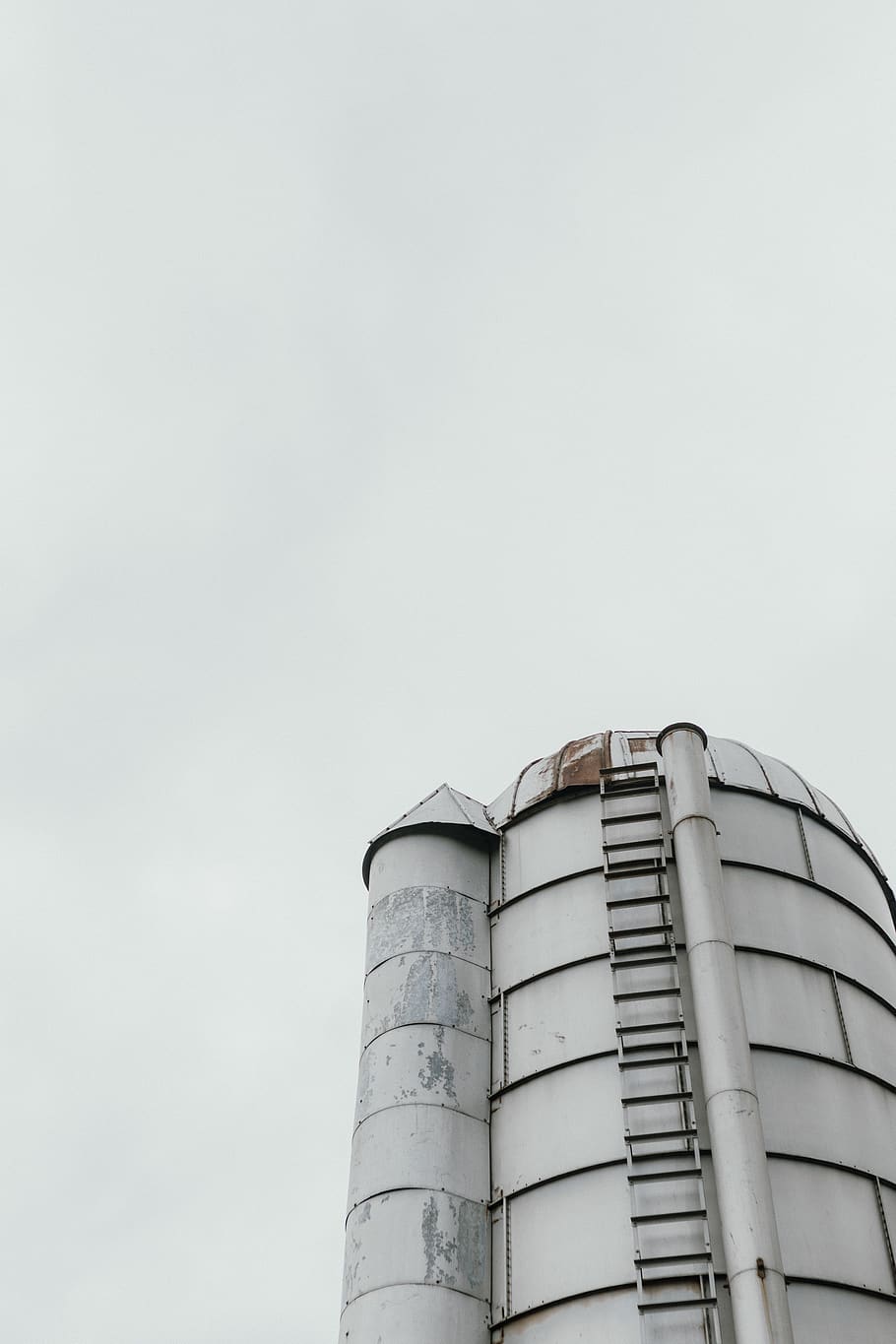 gray concrete building under white skies, factory, cylinder, water tower, HD wallpaper