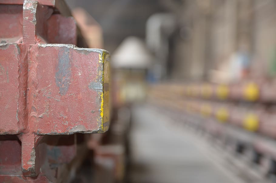 metal, focus on foreground, close-up, selective focus, rusty HD wallpaper