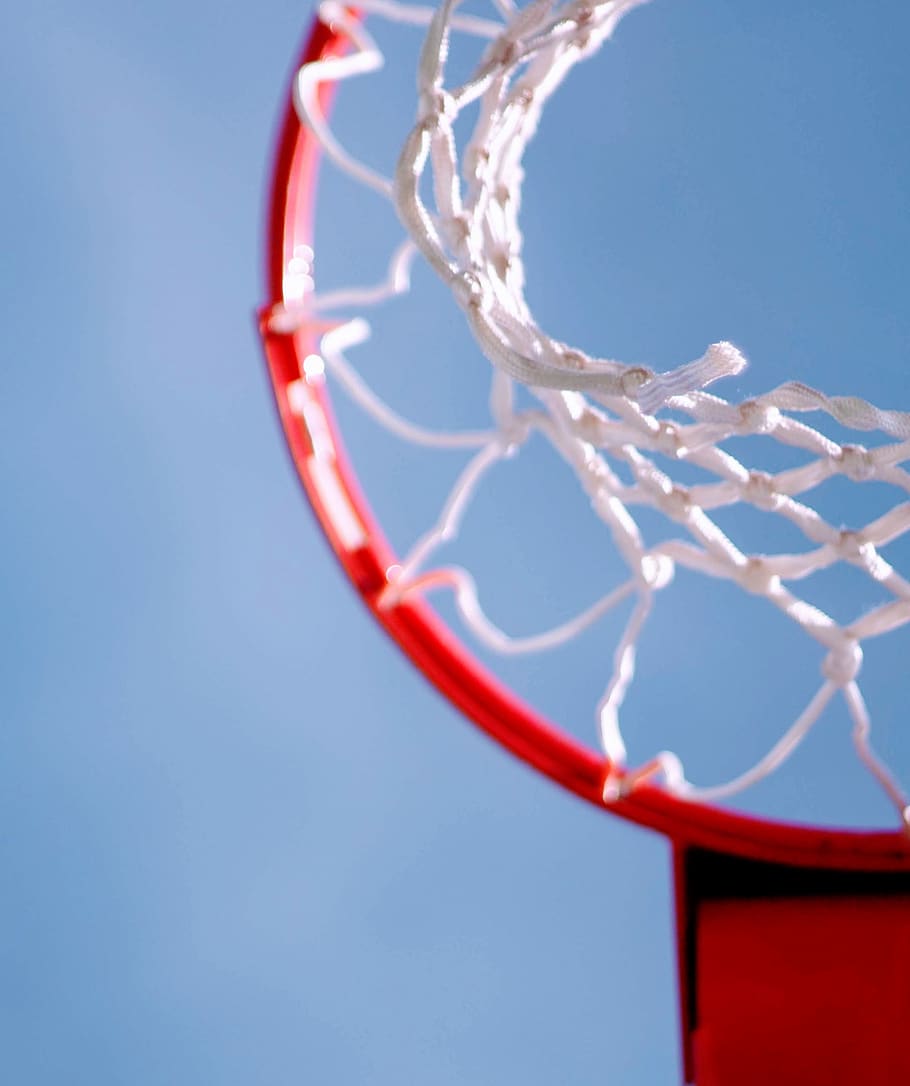 shallow focus photography of red basketball rim, hoop, blue, sphere