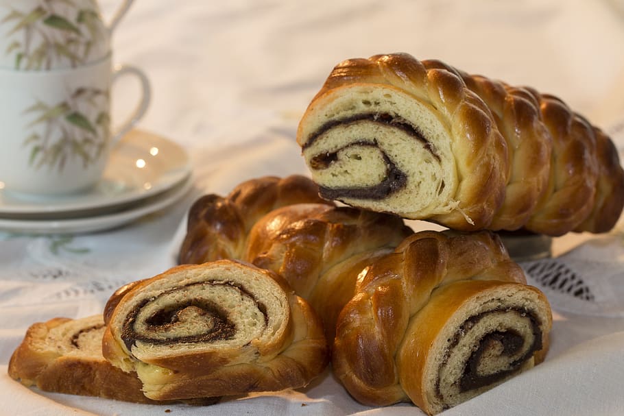 culinary, brioche, braided, food and drink, baked, sweet food HD wallpaper