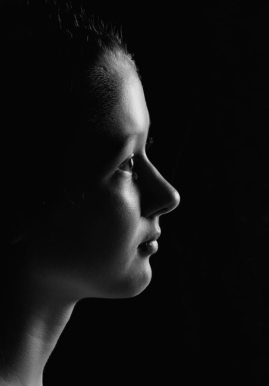 portrait photography black and white profile