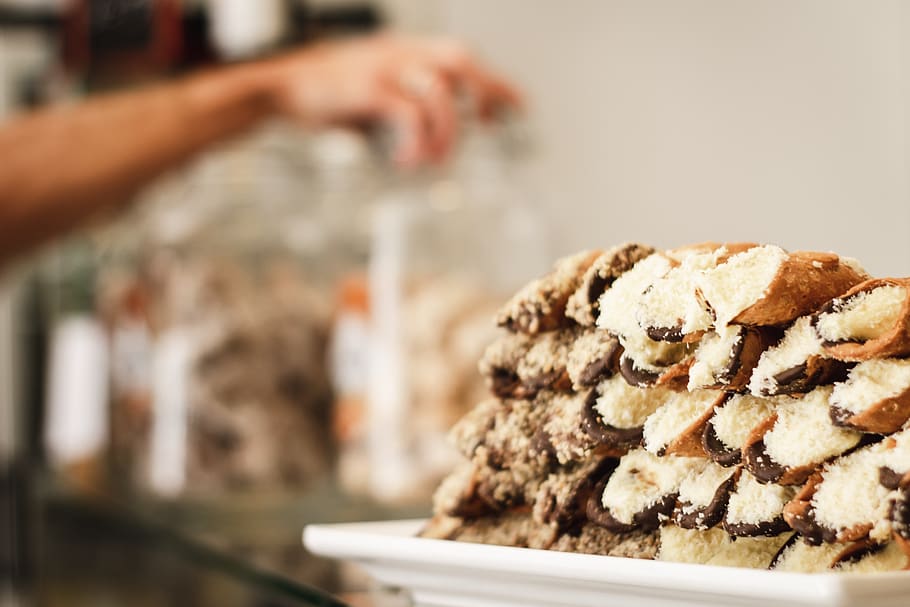 cooked food, bakery, dessert, biscuit, cookie, cream, person HD wallpaper