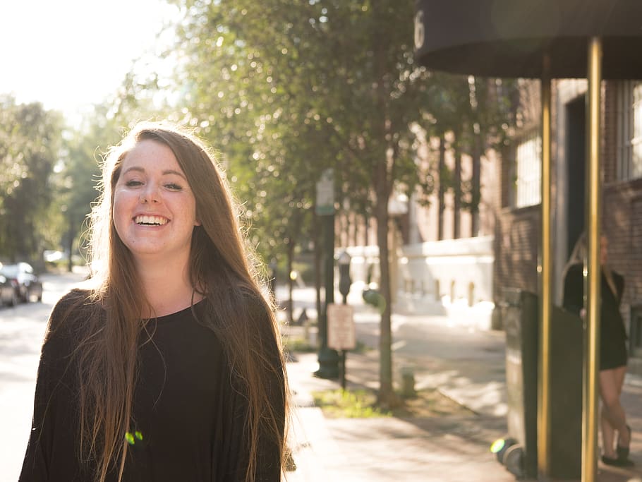 laugh, laughing, fall, summer, sun, sunflare, bright, city HD wallpaper