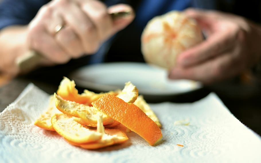 shell, orange peel, fruit, food, hands, eat, fresh, healthy HD wallpaper