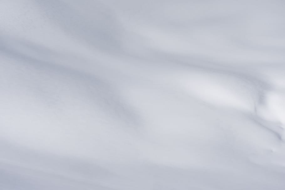 white textile, animal, bird, flying, snow, slope, hills, minimal HD wallpaper