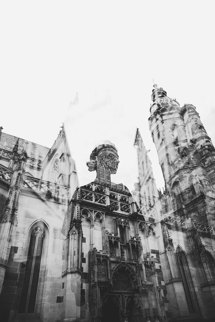 grayscale, built structure, architecture, building exterior, low angle view HD wallpaper