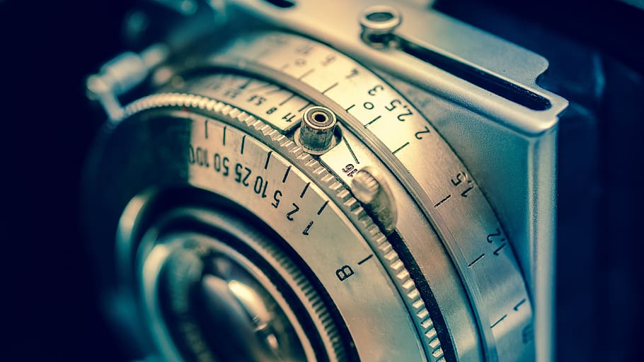 Silver Camera, antique, close-up, lens, vintage, number, indoors HD wallpaper