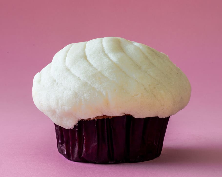 cupcake close-up photo, cream, creme, dessert, food, icing, burger HD wallpaper