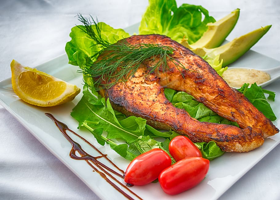 Cooked Meat With Vegetables, avocado, barbecue, cuisine, delicious HD wallpaper