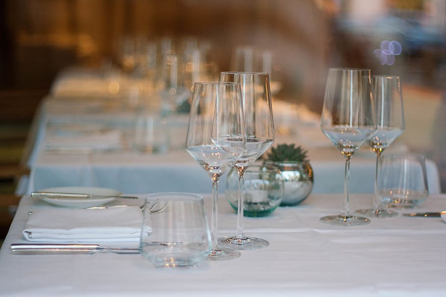 clear wine glasses, table, wineglass, refreshment, drinking glass HD wallpaper