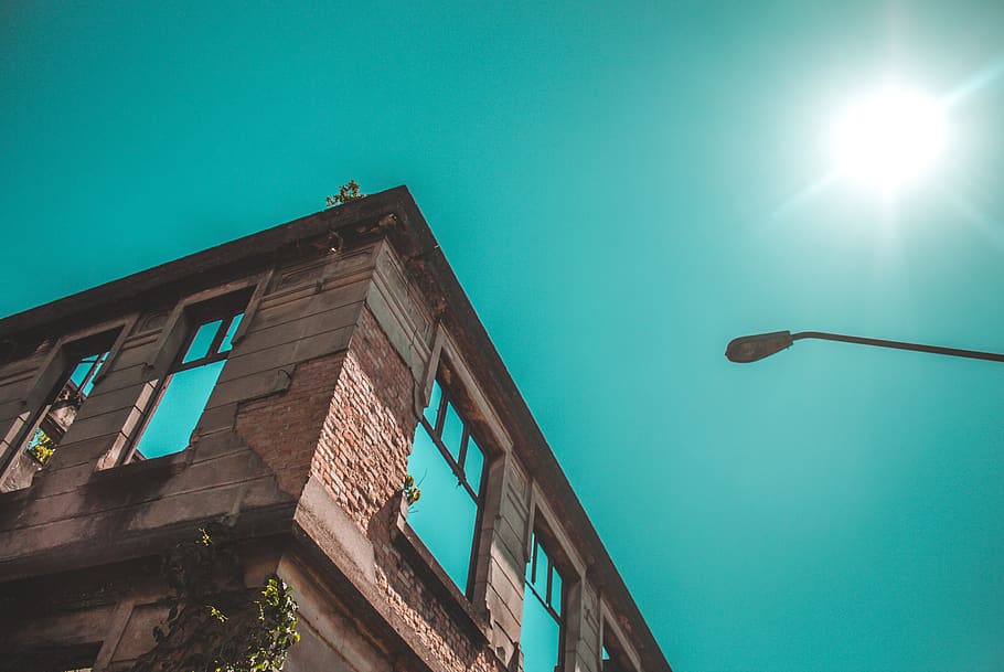 Low Angle Photography of a Building, abandoned building, architecture HD wallpaper