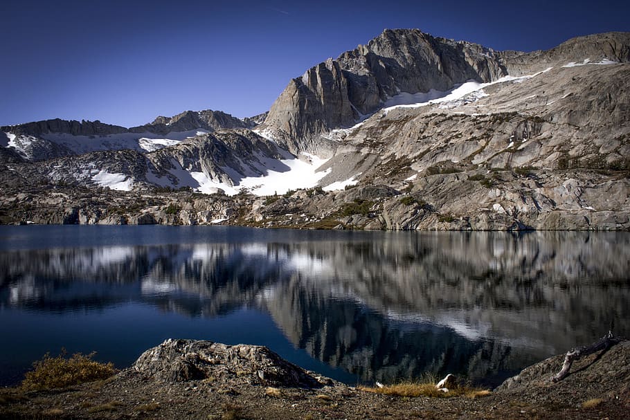 reflection photography of body of water and tundra mountain, snow, HD wallpaper