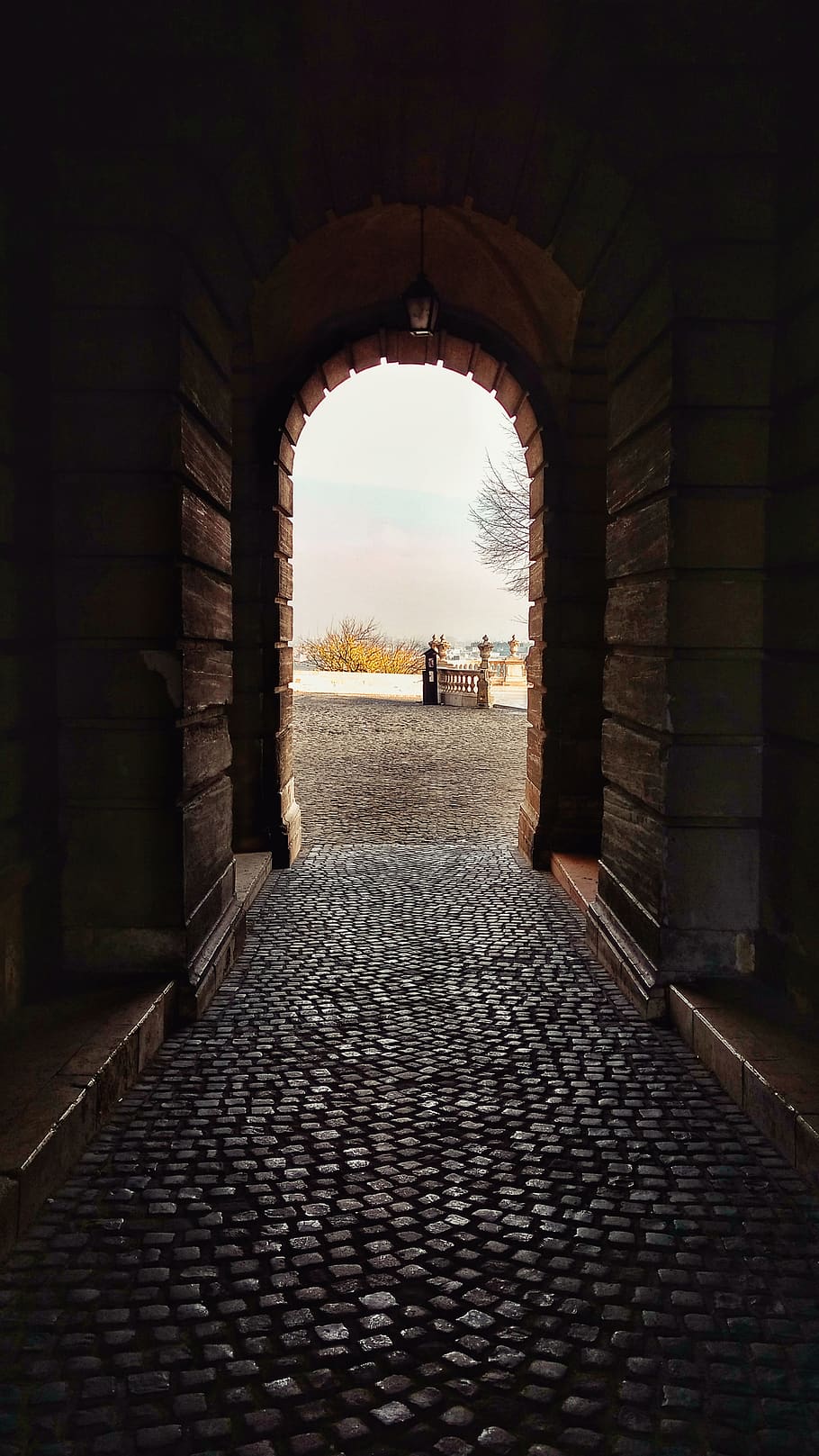 hungary, budapest, castle hill, cobbled, brick, stone, doorway HD wallpaper