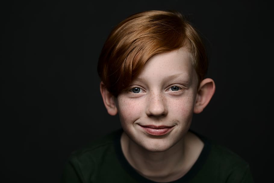 boy wearing black shirt, portrait, headshot, studio shot, black background, HD wallpaper