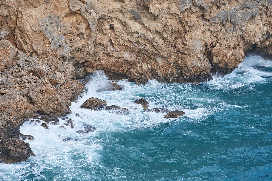 rocks, waves, wind, marine, ocean, adventure, wild, foam, beach HD wallpaper