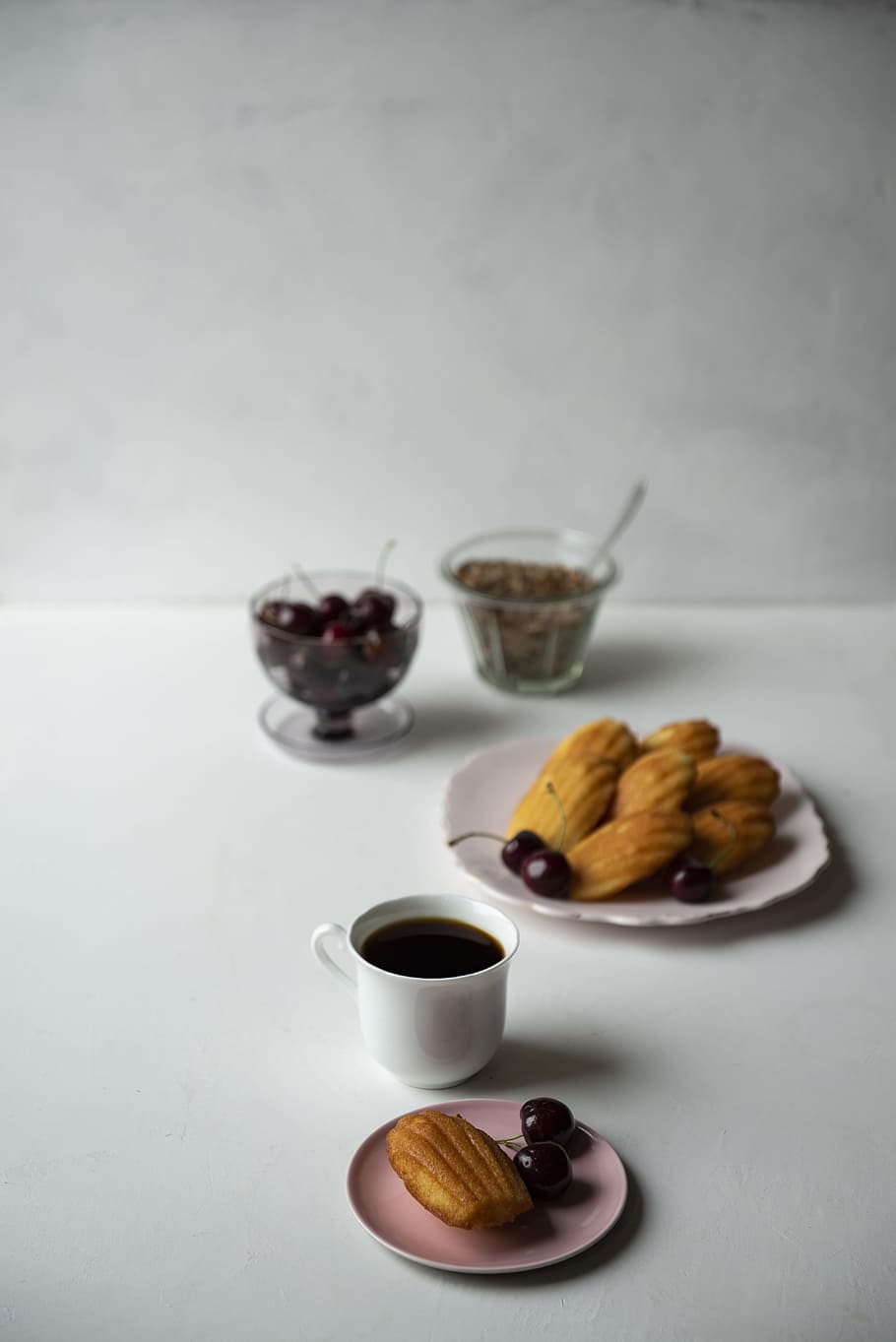 coffee in white ceramic mug, table, cherry, dessert, food, cookie HD wallpaper