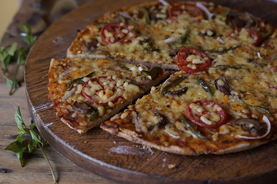pizza, pan, masa, cheese, tomato, italian, mozzarella, vegetable HD wallpaper