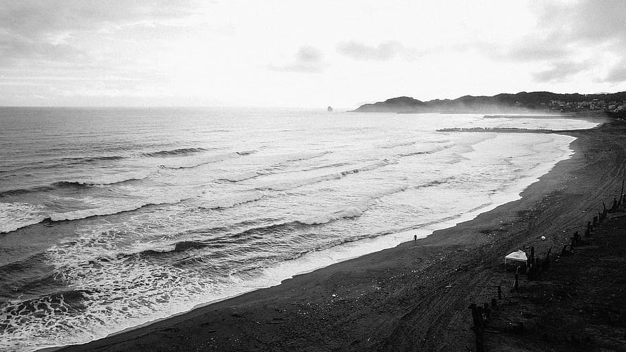 beach during day, ocean, outdoors, nature, water, sea, black and white HD wallpaper