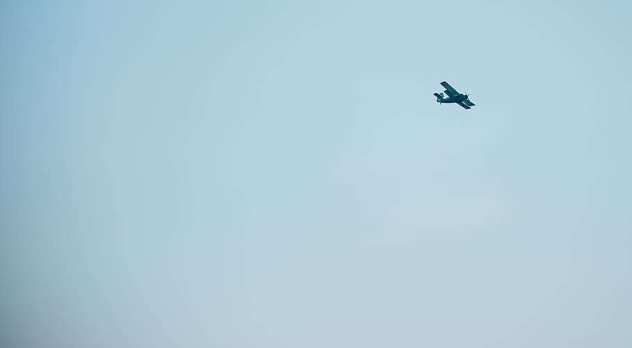 flying, air vehicle, airplane, sky, transportation, low angle view HD wallpaper
