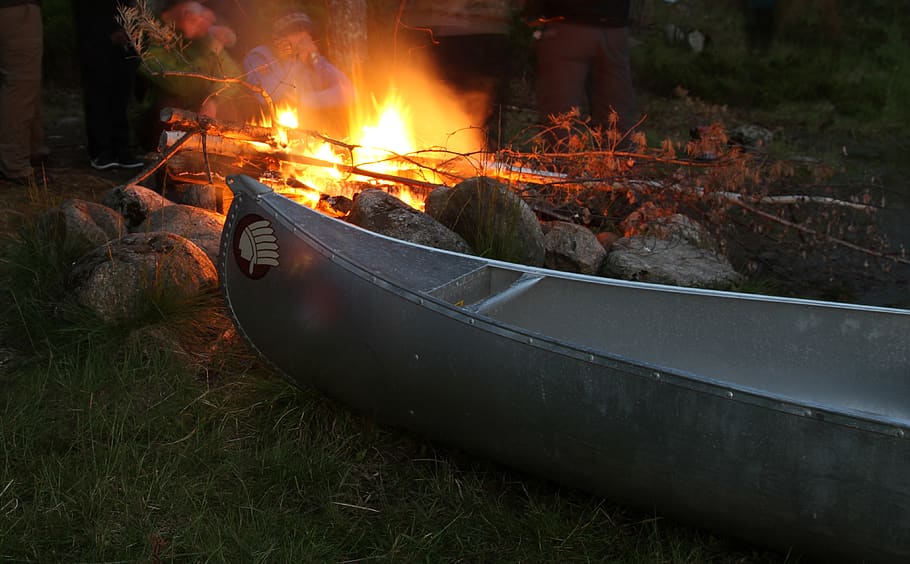 canoe, bonfire, trip, camp, outdoor, natural, campfire, adventure HD wallpaper
