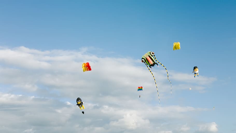 sky, summer, kites, clouds, cloud - sky, flying, low angle view HD wallpaper