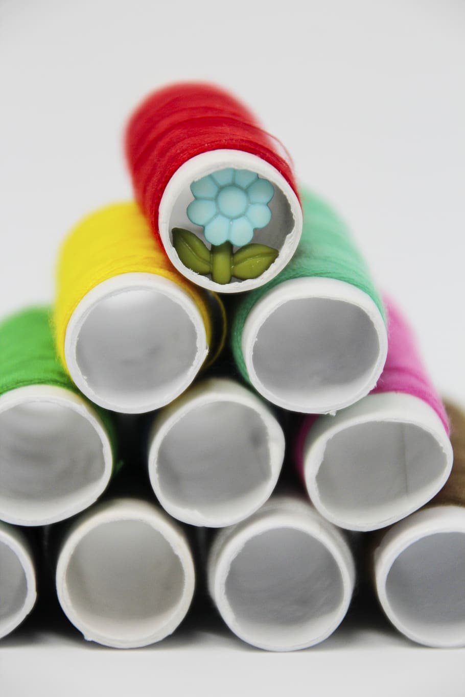 round, repeated object, red, yellow, green, pink, blue, multi colored HD wallpaper
