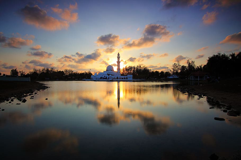 tower, building, water, reflection, dark, sunset, clouds, sky HD wallpaper
