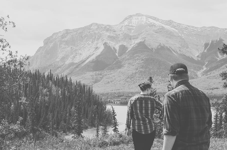 tree, walking, wilderness, adventure, plaid, hipster, girlfriend HD wallpaper