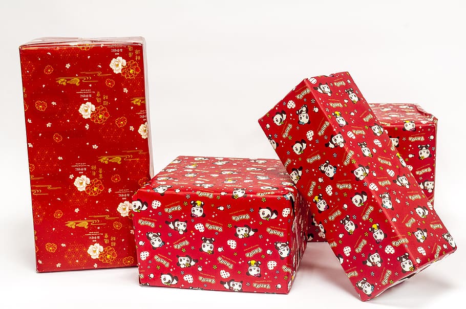 lovely red gift red present box, gift present red square christmas box isolate happy excite like, HD wallpaper