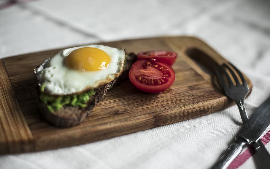 sunny side up egg, food, tomato, breakfast, burger, plant, bread HD wallpaper