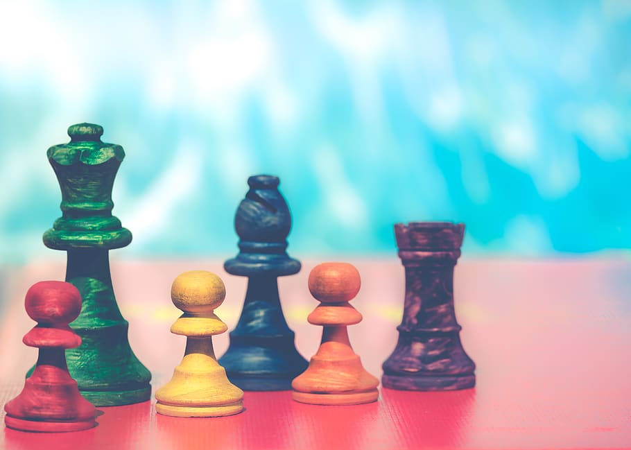Chess Pieces on Table, board game, challenge, chess rook, close-up, HD wallpaper
