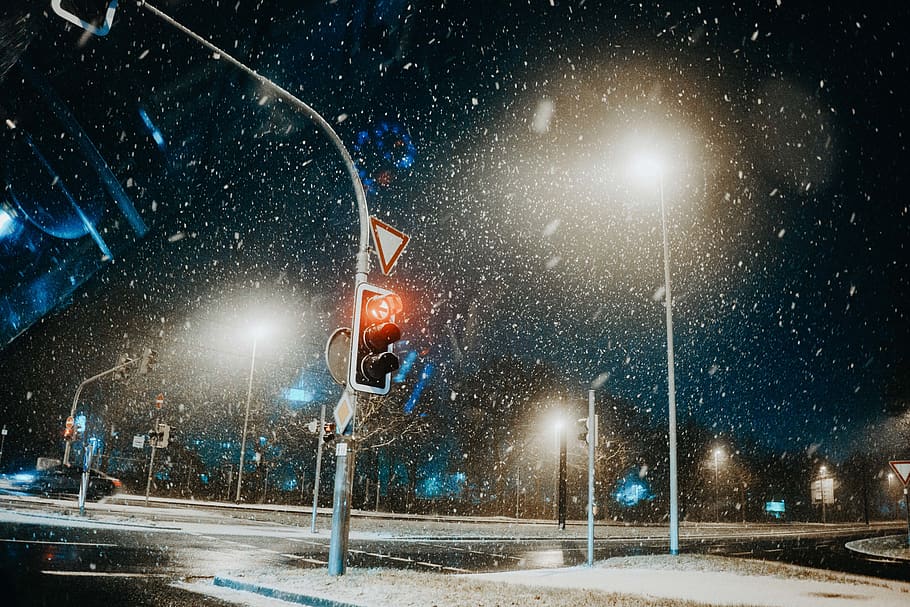 traffic light at red, nature, winter, snow, outdoors, storm, blizzard HD wallpaper