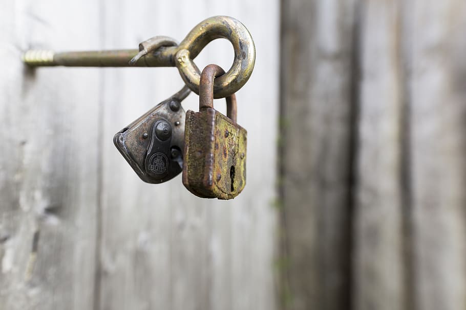 lock, wood, farming, metal, padlock, close-up, security, safety HD wallpaper