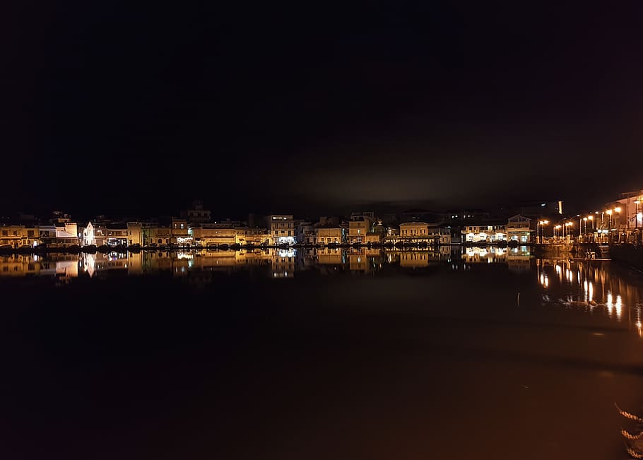 reflections, night, water, lake, lights, specular, illuminated HD wallpaper