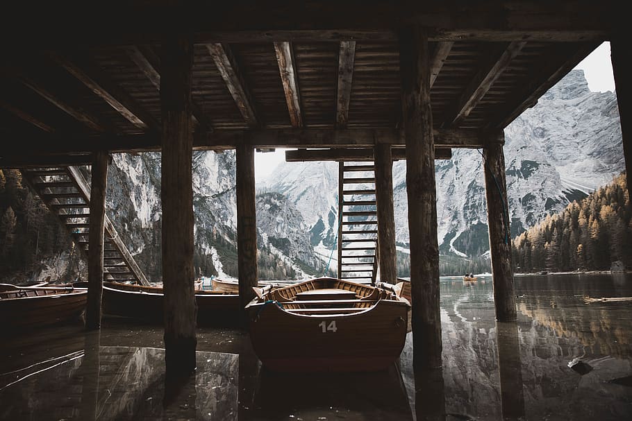 boat under dock, porch, patio, building, housing, pergola, flooring HD wallpaper