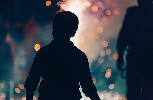 people, walking, boy, kid, child, back, silhouette, bokeh, night HD wallpaper