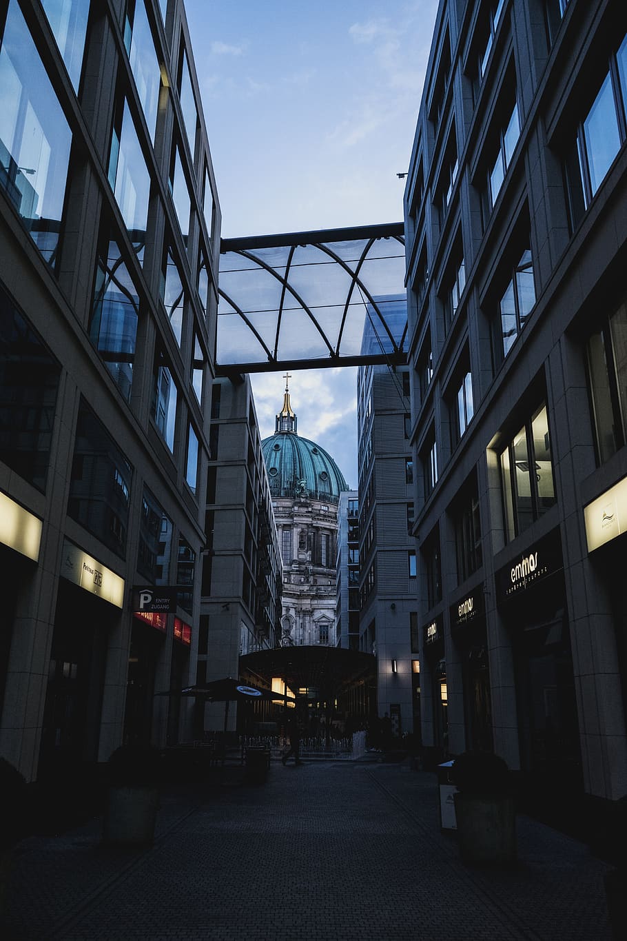 berlin, germany, building, clean, city, architecture, street HD wallpaper