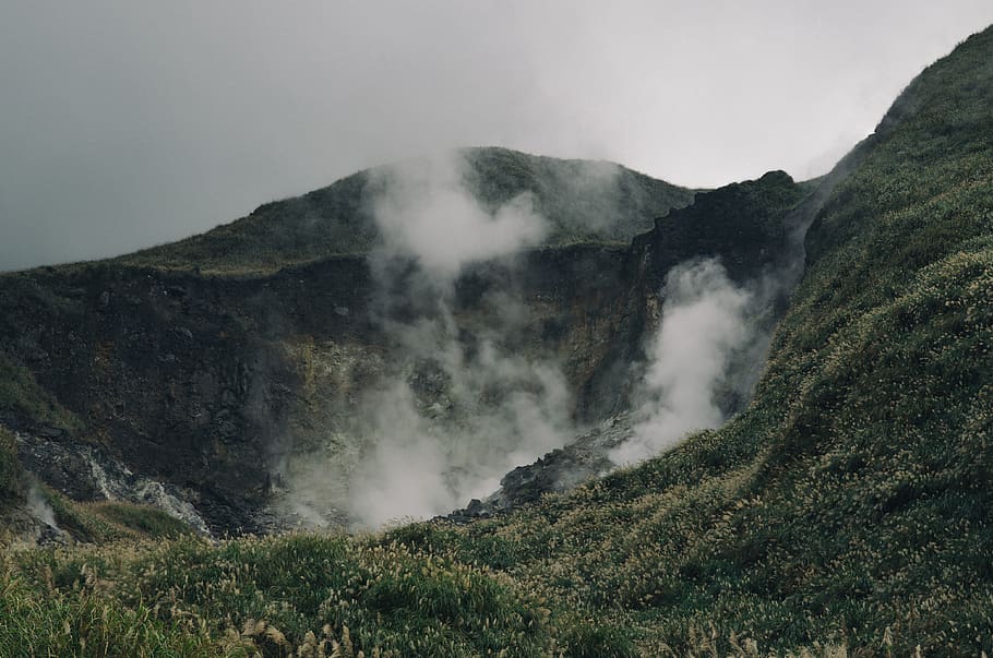 beauty in nature, mountain, scenics - nature, non-urban scene HD wallpaper