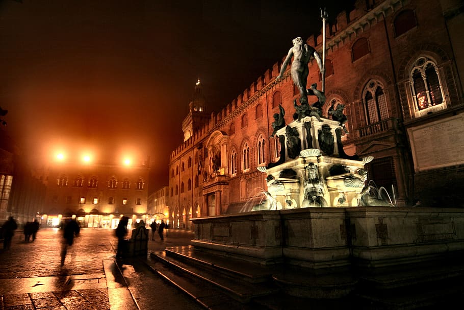 Night View Of Fountain of Neptune, Piazza del Nettuno, Bologna, Emilia Romagna, Italy, Europe