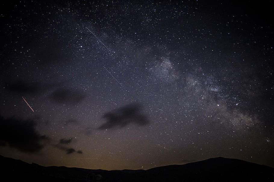 Photo of Shooting Stars during Nighttime, astronomy, clouds, comet HD wallpaper