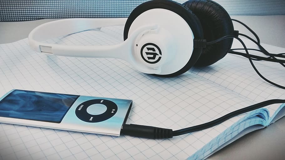 iPod, Nano, Apple, Headphones, Audio, Click Wheel, Old School HD wallpaper