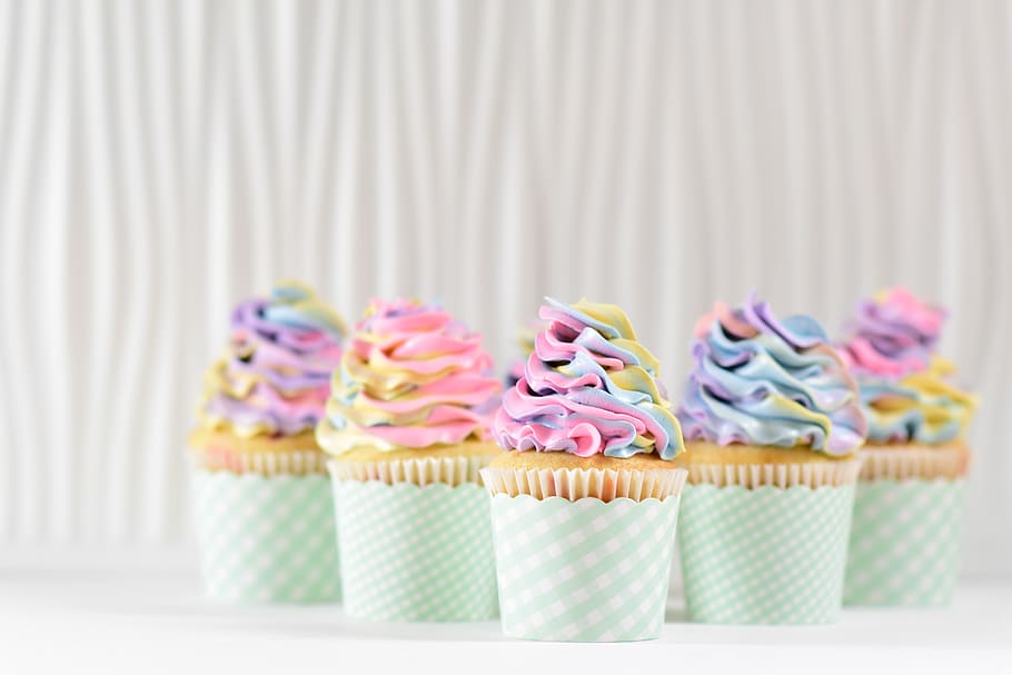 five cupcake, sweet food, indoors, multi colored, no people, indulgence, HD wallpaper