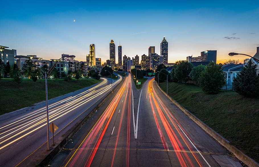 Time Lapse Photography of Road Near Town, architecture, buildings HD wallpaper
