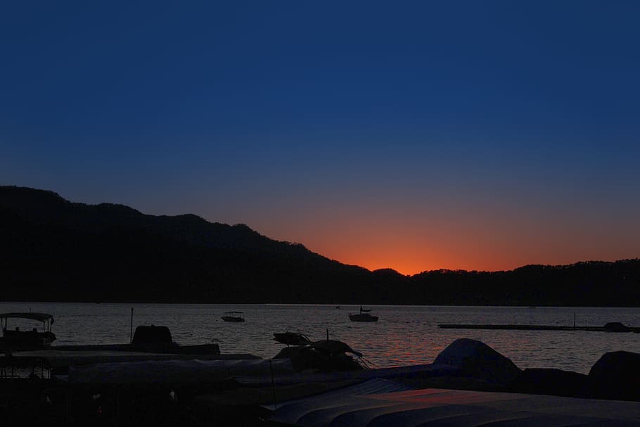 sunset, backlight, lake, landscape, nature, sky, haze, atmospheric HD wallpaper