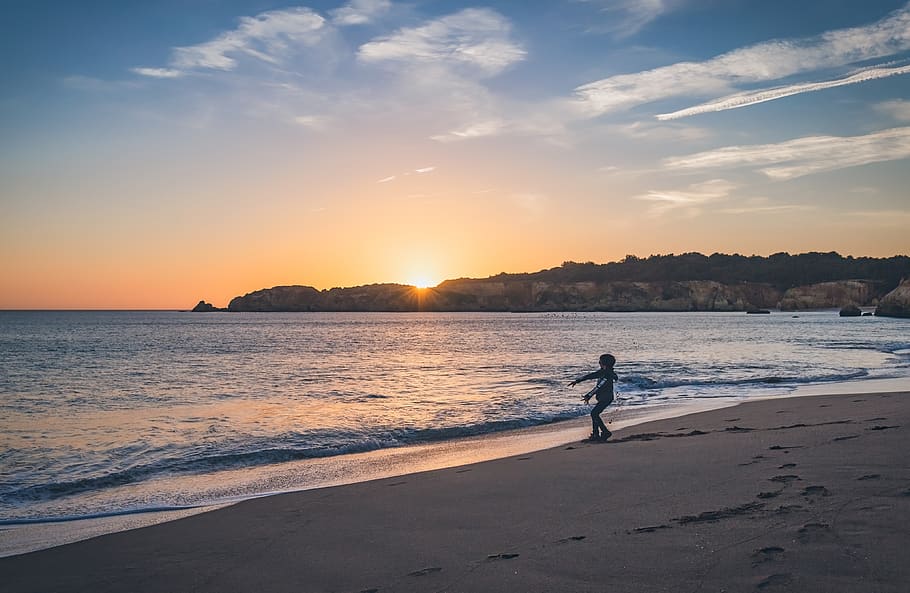 boy, beach, sunset, playing, child, family, sea, kid, ocean HD wallpaper