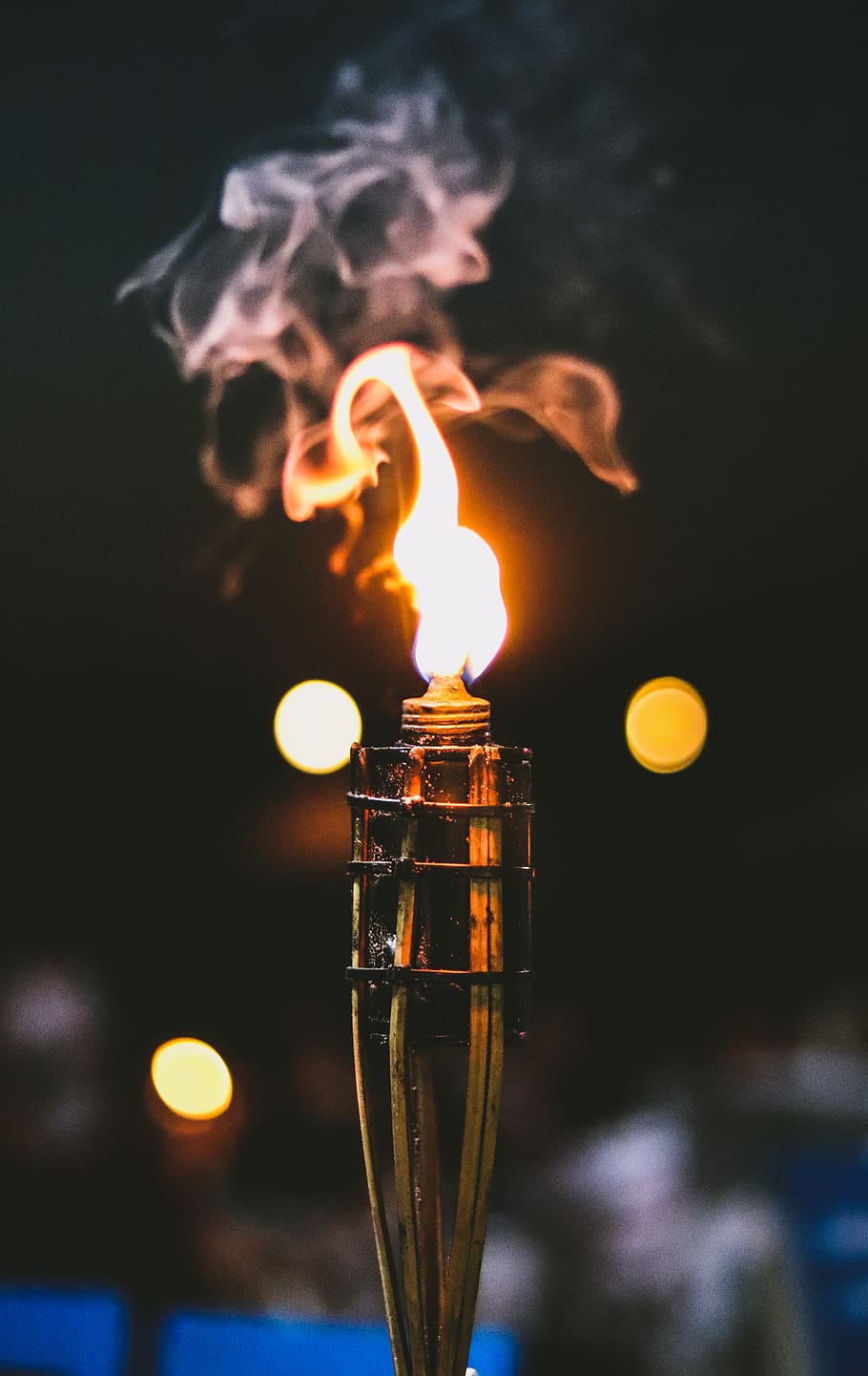 Selective Focus Photography of Lighted Lawn Torch, blurred background HD wallpaper